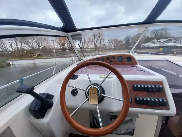 Sheerline 1020 Aft Cockpit