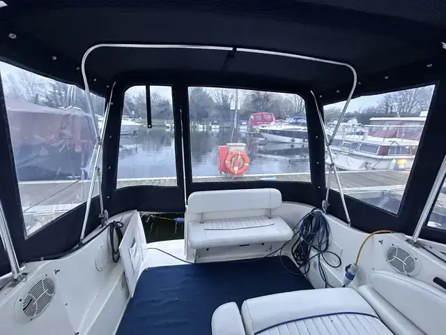 Bayliner 245