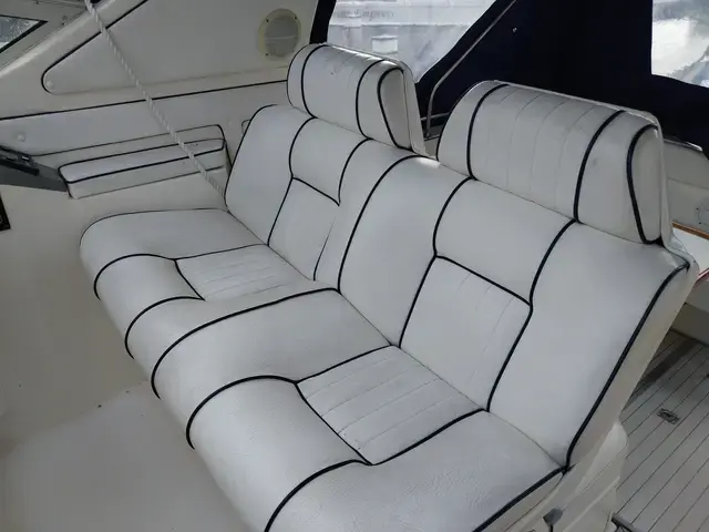 Sealine 255 Senator