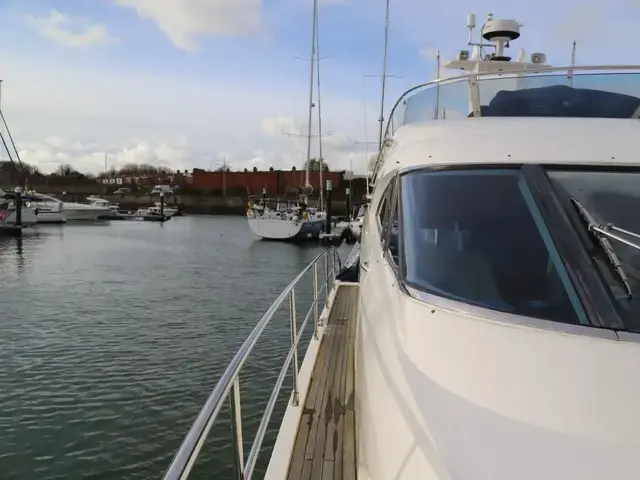 Fairline Squadron 58