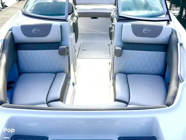 Crownline E235 XS