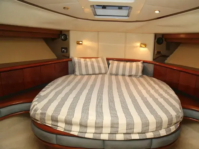 Fairline Squadron 58