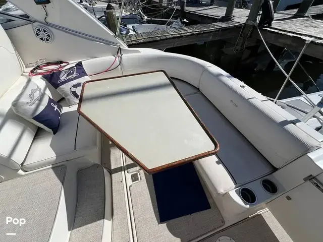 Cruisers Yachts 340 Express