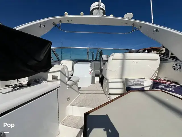 Cruisers Yachts 340 Express