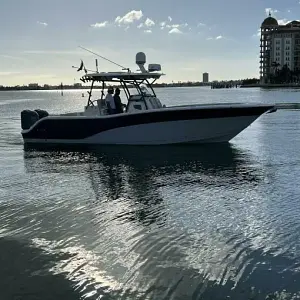 2018 Sea Fox 328 Commander