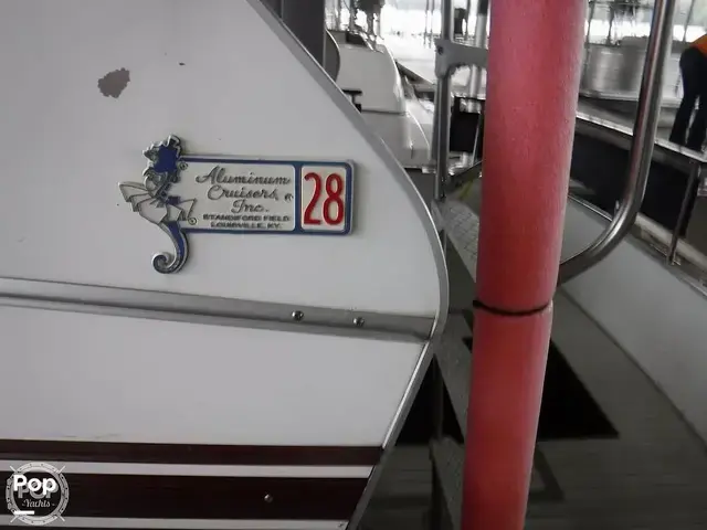 Marinette 28