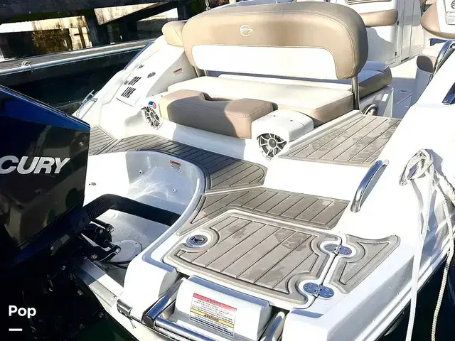 Crownline E235 XS