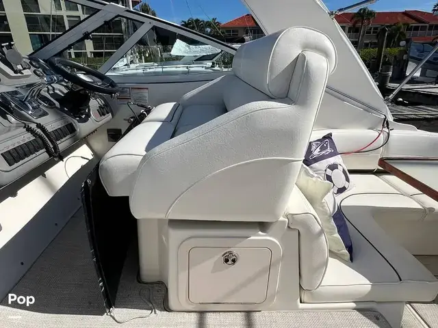 Cruisers Yachts 340 Express