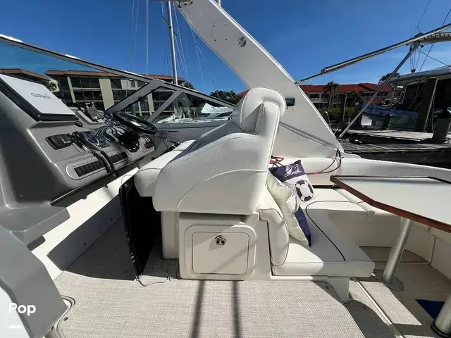 Cruisers Yachts 340 Express