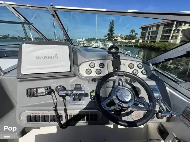 Cruisers Yachts 340 Express