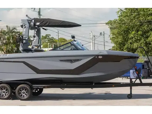 Nautique S23