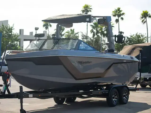 Nautique S23