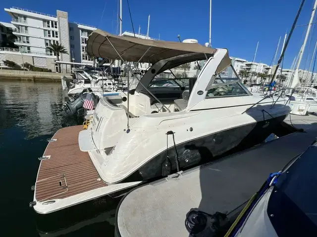 Rinker Express Cruiser 320