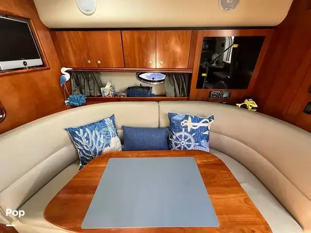 Cruisers Yachts 340 Express