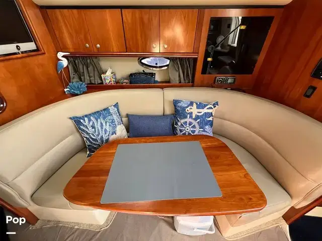 Cruisers Yachts 340 Express