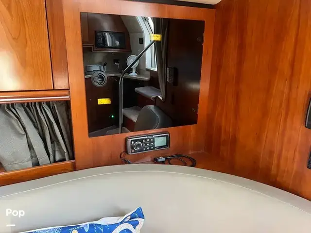 Cruisers Yachts 340 Express