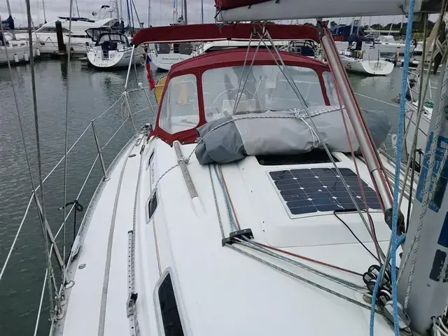 Beneteau Oceanis 311