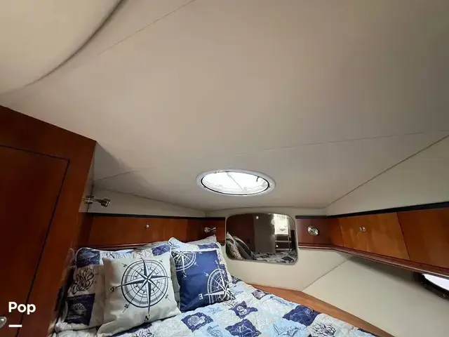 Cruisers Yachts 340 Express