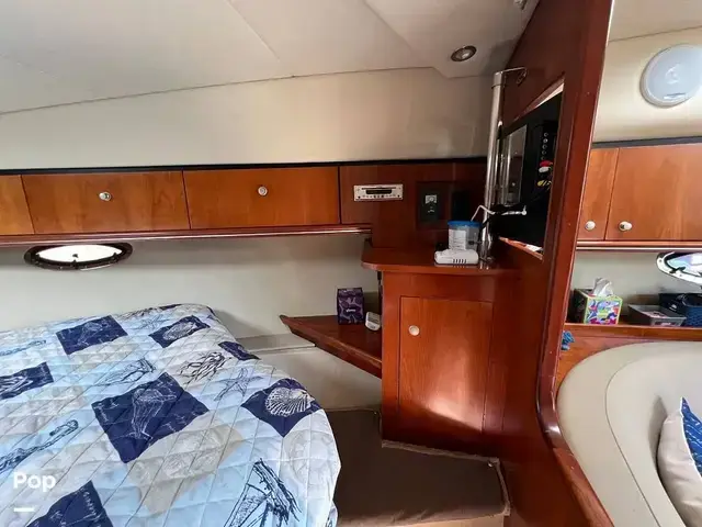 Cruisers Yachts 340 Express