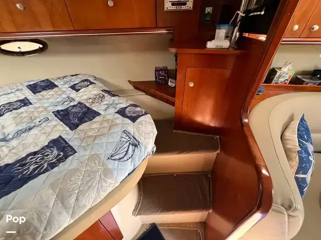 Cruisers Yachts 340 Express