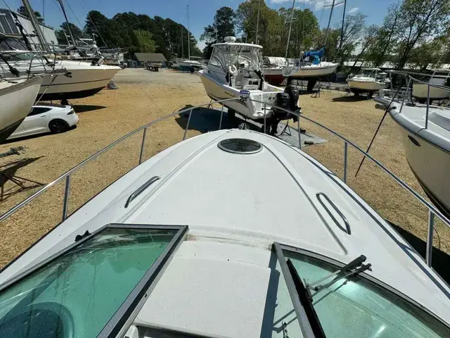 Crownline 264CR