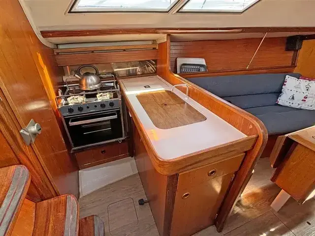 Beneteau First 305