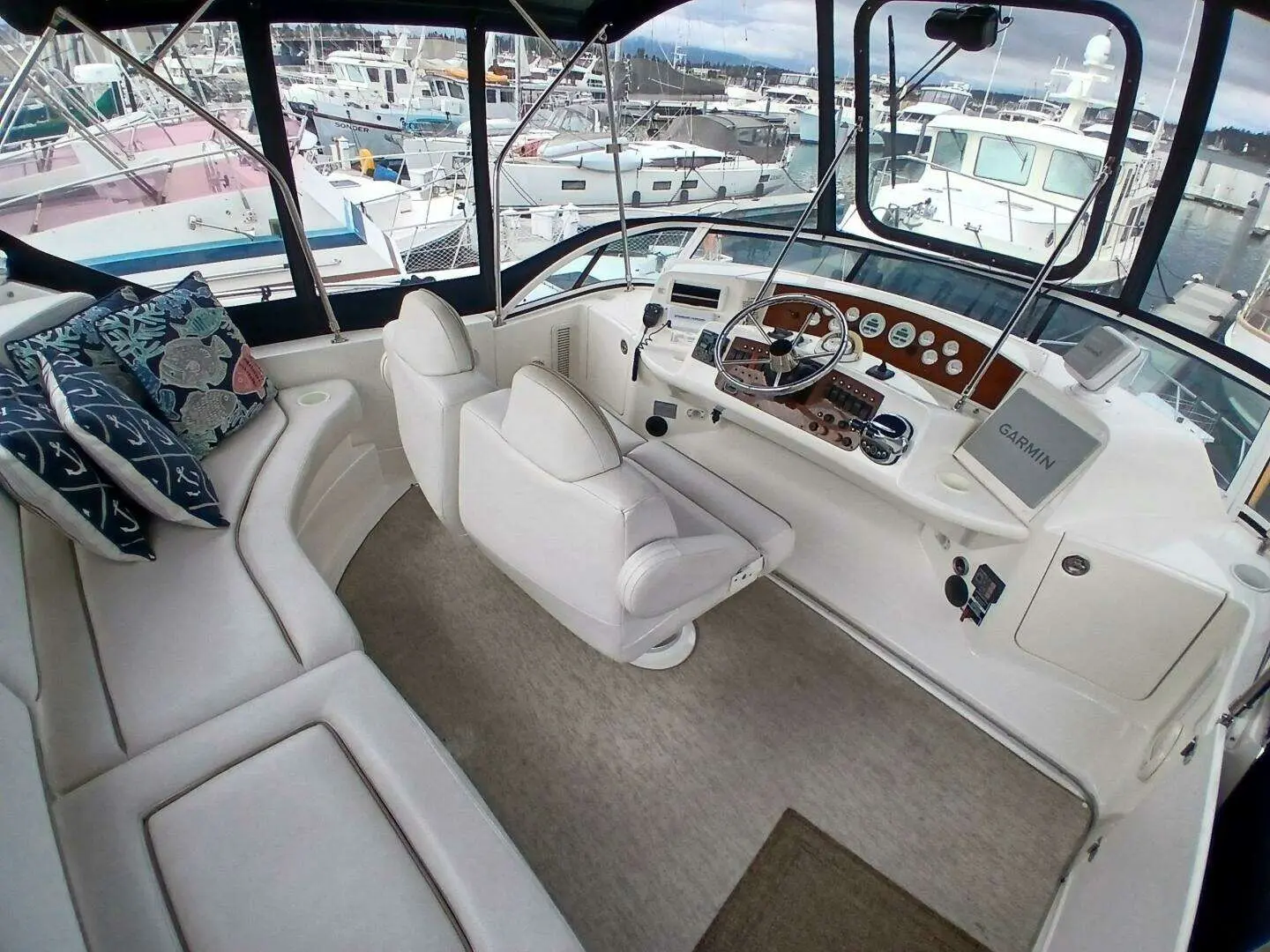 2006 Silverton 35 motor yacht