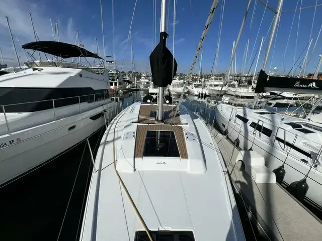 Hanse 418