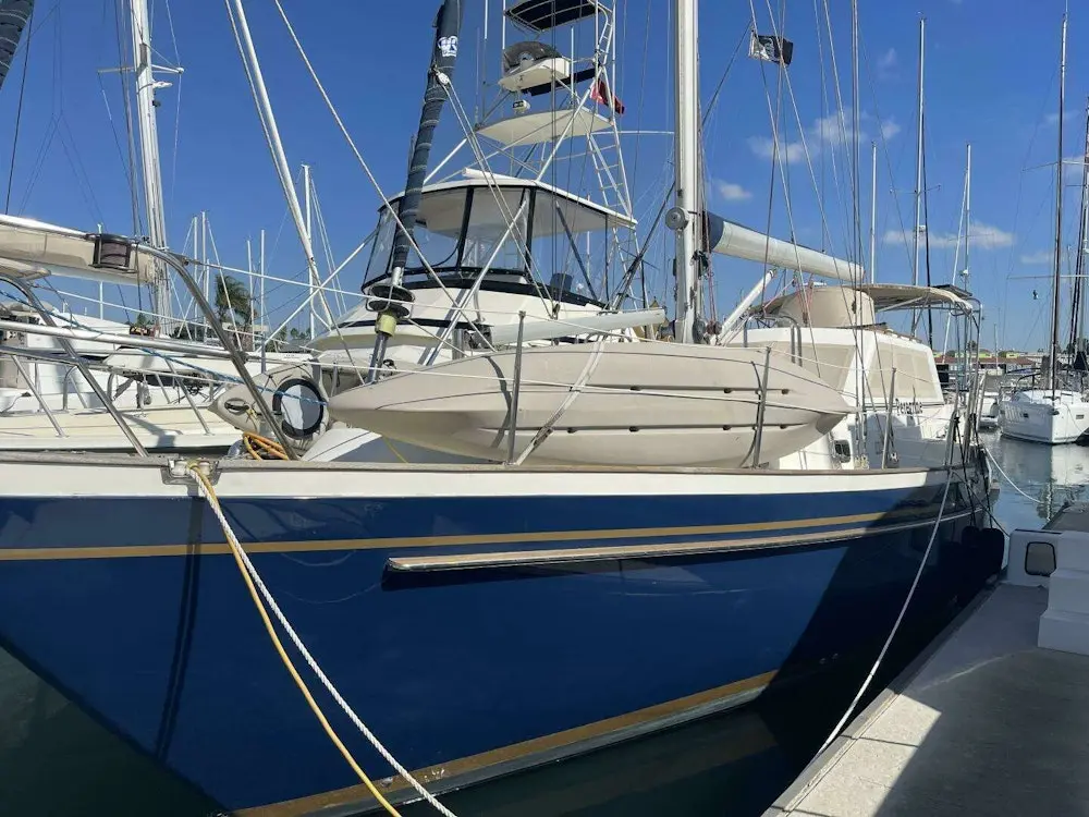 2002 Tayana 460 vancouver pilothouse