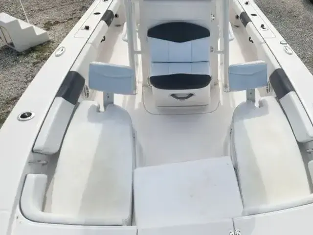 Robalo 246 Cayman SD