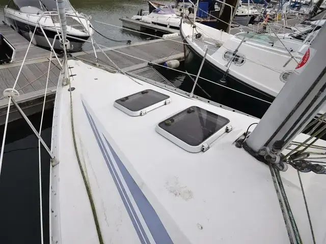 Beneteau First 285