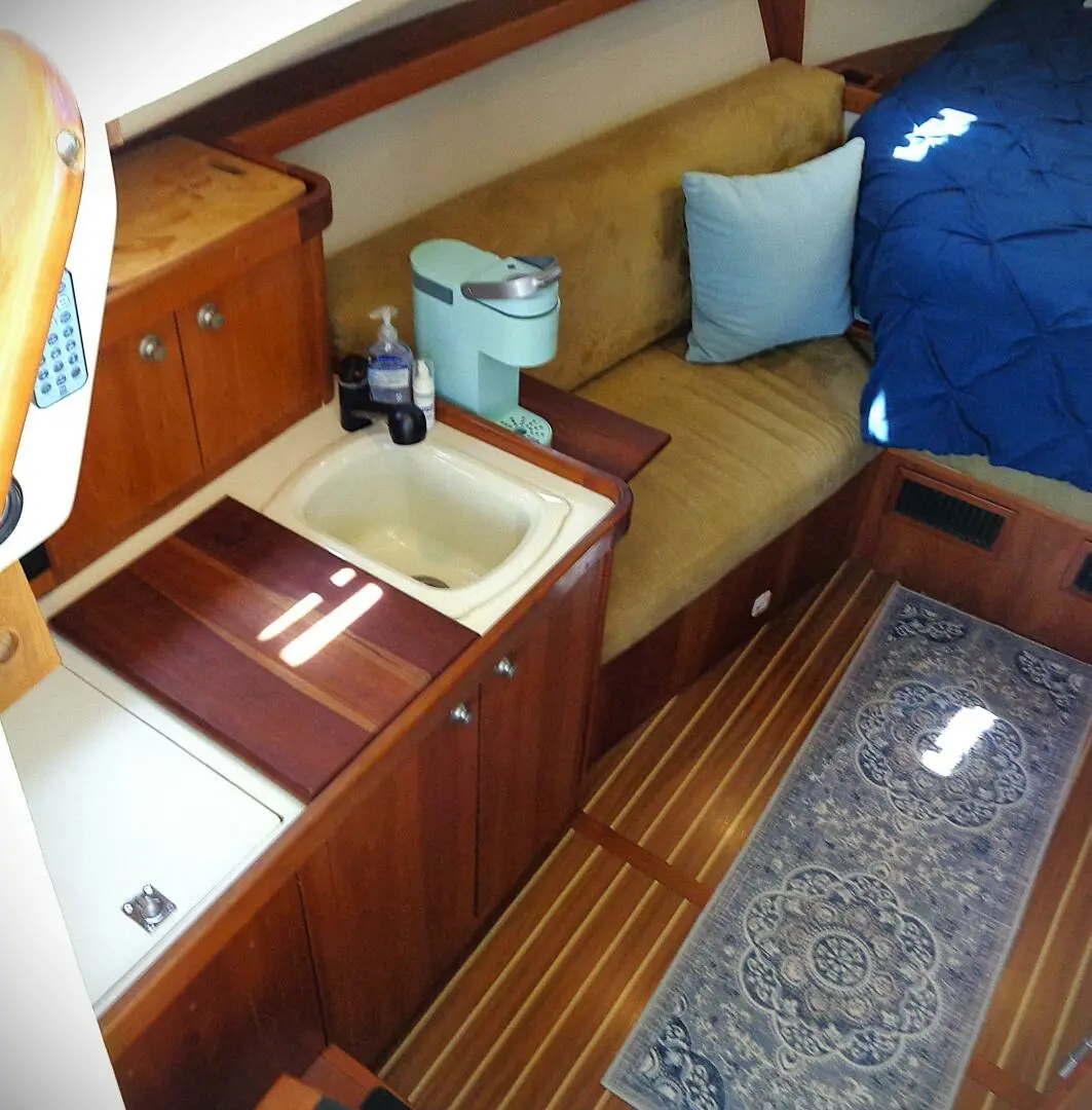 2005 Mainship 30 rum runner ii