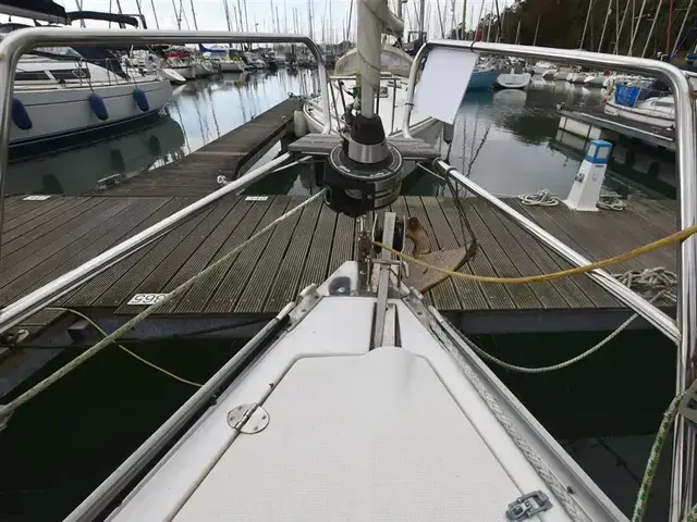 Bavaria 32