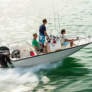 2022 Boston Whaler 150 Montauk