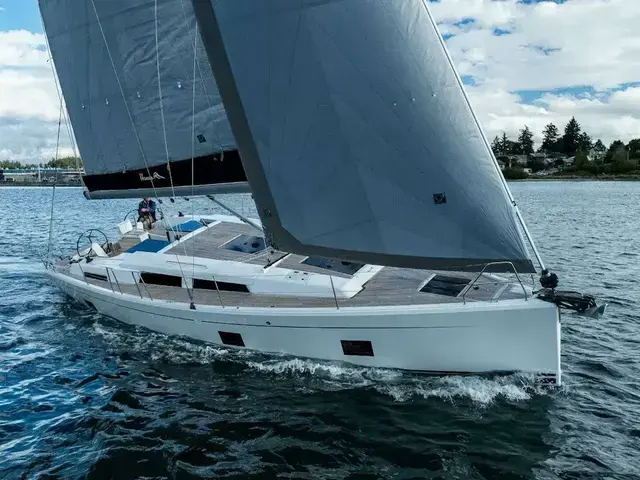 Hanse 418