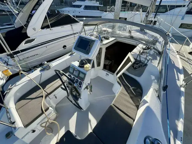 Catalina 309