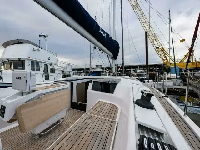 Hanse 418