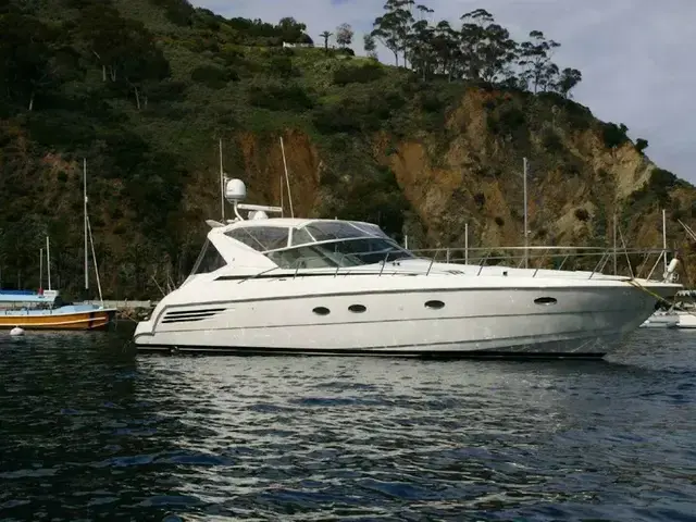 Trojan 440 Express Yacht