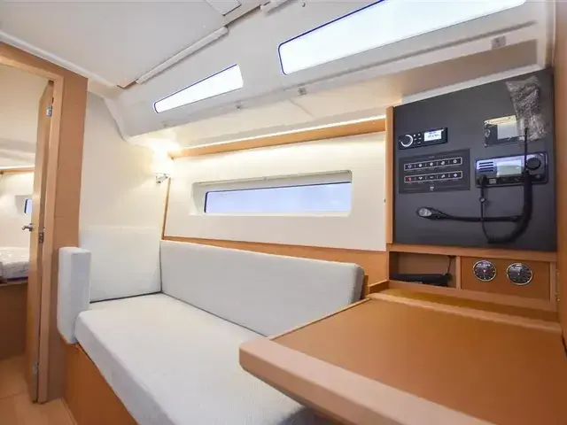 Jeanneau Sun Odyssey 380