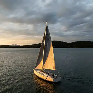 2023 Hanse 418