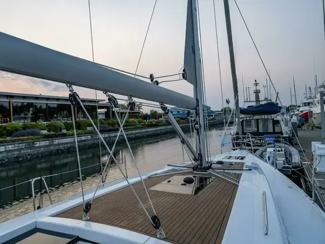 Hanse 418