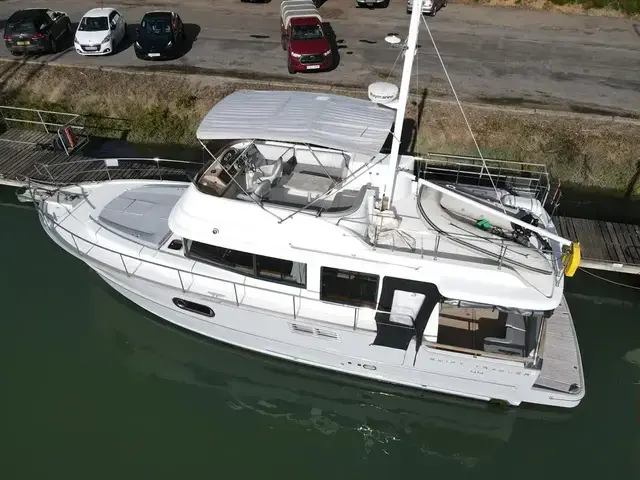 Beneteau Swift Trawler 44