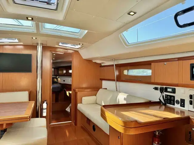 Beneteau Oceanis 49