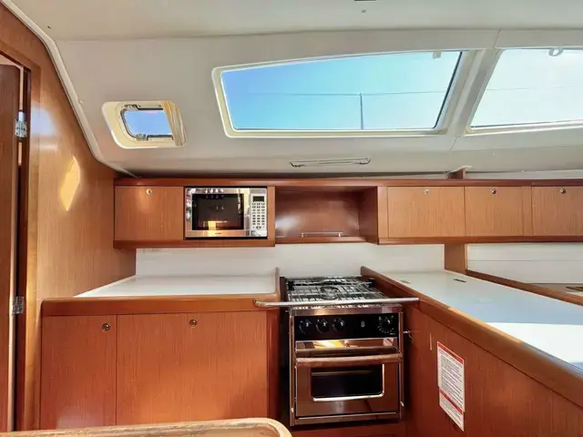 Beneteau Oceanis 49