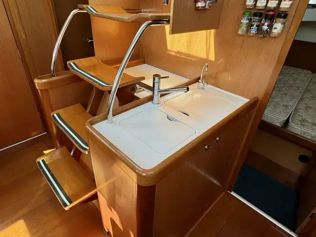 Beneteau Oceanis 49