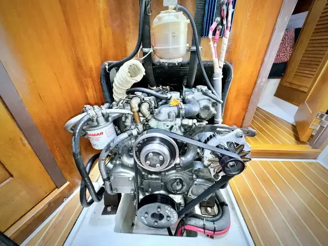 Catalina 387