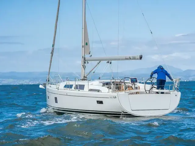 Hanse 388