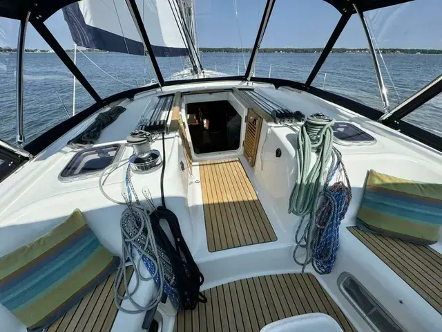 Beneteau Oceanis 49