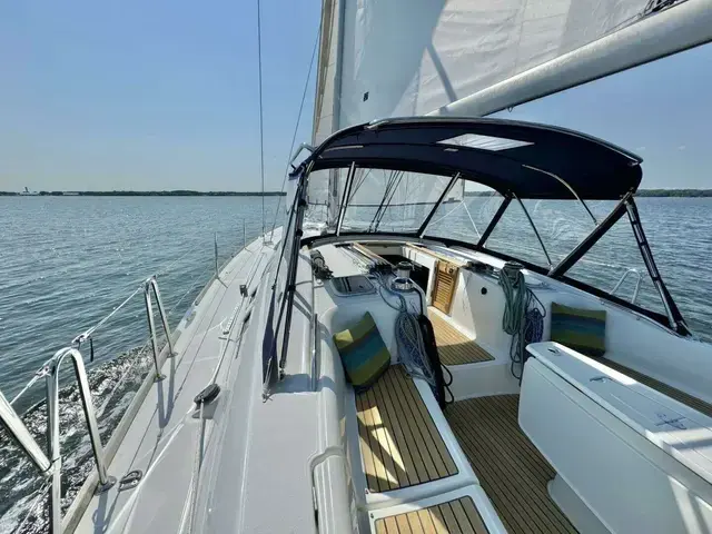 Beneteau Oceanis 49