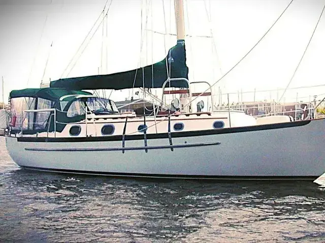 Pacific Seacraft 34